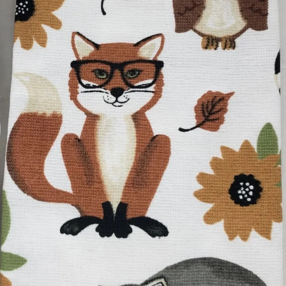 Fall Woodland Animals Kitchen Towel, NWT - Picture 6 of 9
